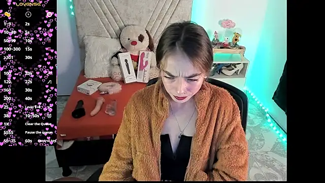Mia Victoria22 online show from July 28, 2026, 1:46 am