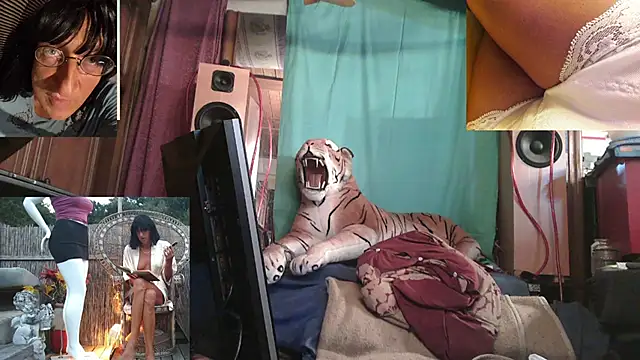 SissiDomination online show from February 16, 2026, 7:56 pm