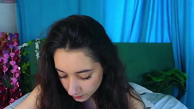 BettyMaldonado online show from March 26, 2026, 7:17 am