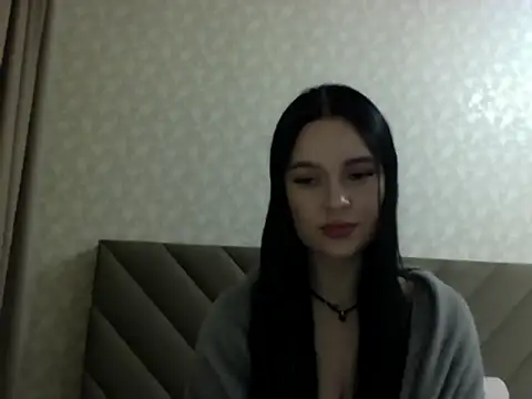 Snapshot of Lulii24 chatting on October 16, 2025, 9:56 pm Lulii24 online show from October 16, 2025, 9:56 pm