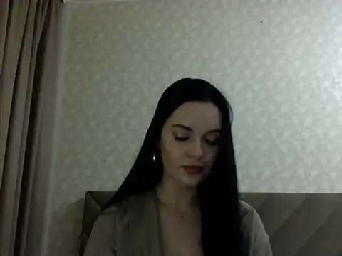 Snapshot of Lulii24 chatting on October 31, 2025, 12:51 am Lulii24 online show from October 31, 2025, 12:51 am