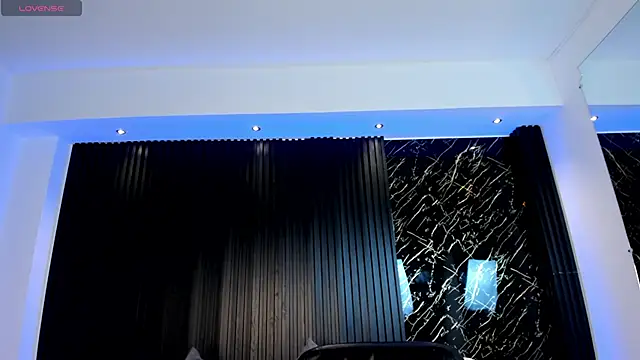 MadisonAnngel online show from February 14, 2026, 8:09 pm