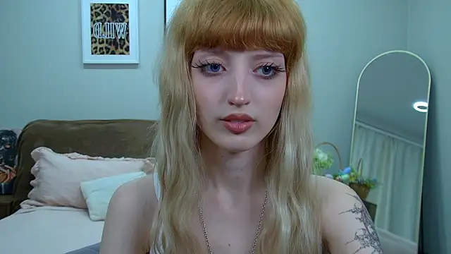 MistyMarlo online show from April 18, 2026, 5:15 pm