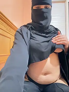  Laiali  online show from September 22, 2025, 11:27 am