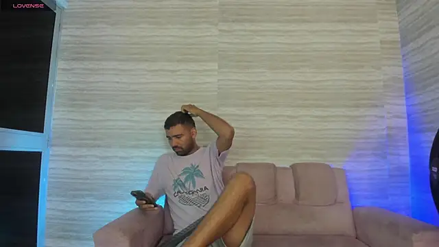 magnus serket online show from January 9, 2026, 11:39 am