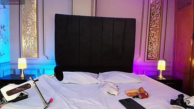 magnus serket online show from September 18, 2025, 11:57 am