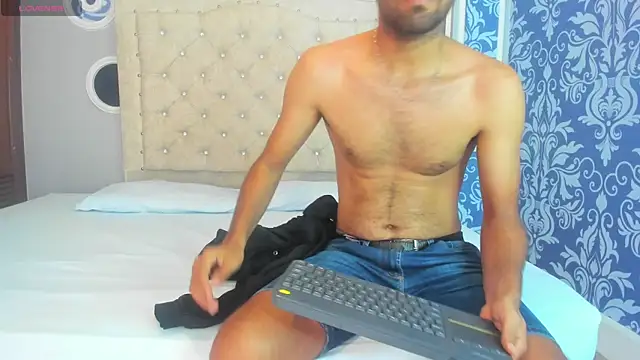 magnus serket online show from September 30, 2025, 11:38 am