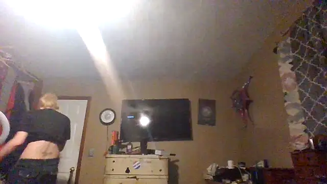 Snapshot of flavi1996 chatting on October 4, 2025, 7:04 pm flavi1996 online show from October 4, 2025, 7:04 pm