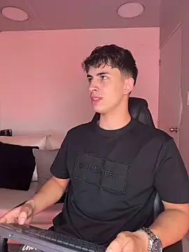 Snapshot of AdrianRinaldi chatting on March 2, 2026, 8:05 pm AdrianRinaldi online show from March 2, 2026, 8:05 pm