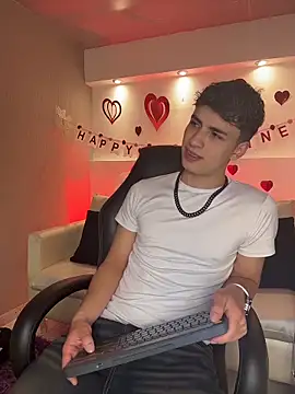 Snapshot of AdrianRinaldi chatting on February 15, 2026, 8:08 pm AdrianRinaldi online show from February 15, 2026, 8:08 pm