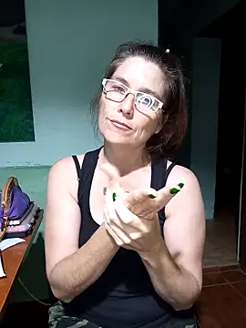 Snapshot of Merida2276 chatting on September 30, 2025, 11:11 pm Merida2276 online show from September 30, 2025, 11:11 pm