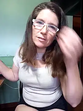 Snapshot of Merida2276 chatting on September 24, 2025, 2:12 pm Merida2276 online show from September 24, 2025, 2:12 pm