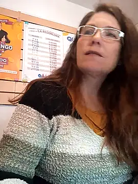 Merida2276 online show from April 30, 2026, 8:57 pm