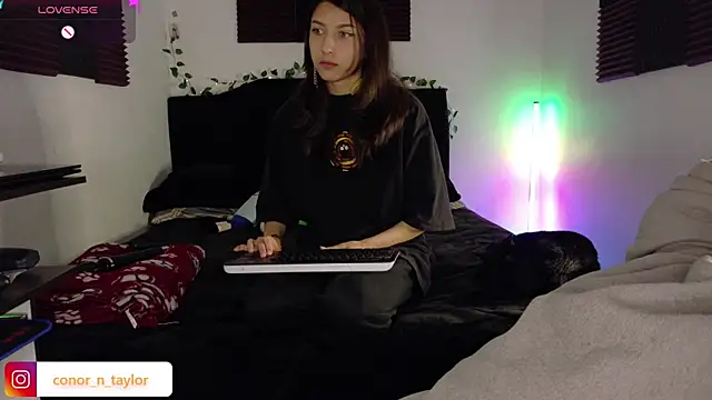 Conor Taylor online show from December 19, 2025, 1:57 pm