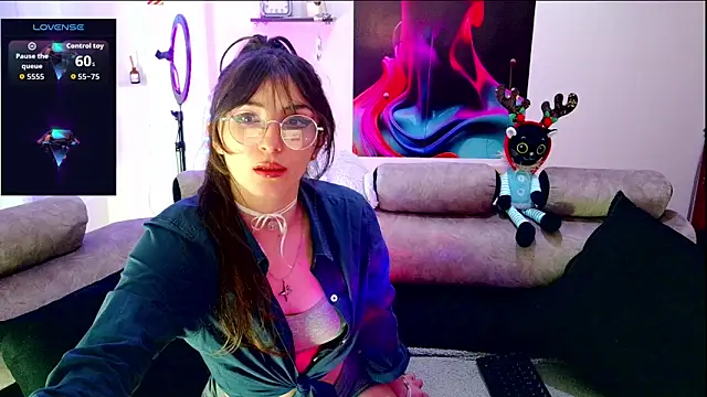 Snapshot of Elissa_goddess chatting on December 5, 2025, 1:53 pm Elissa goddess online show from December 5, 2025, 1:53 pm