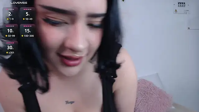 Annie Villaa online show from October 22, 2025, 11:31 am