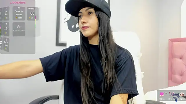 miel latina online show from November 11, 2025, 8:25 pm