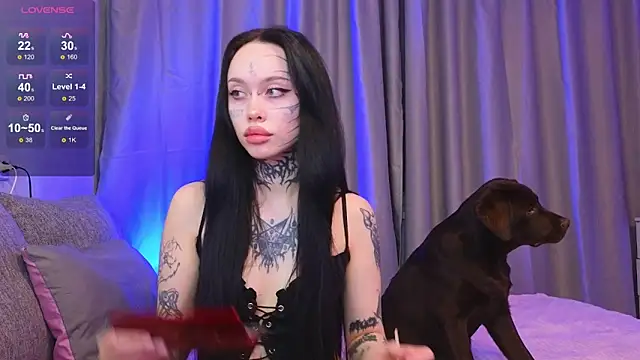 Snapshot of Somniyaa chatting on November 13, 2025, 4:11 pm Somniyaa online show from November 13, 2025, 4:11 pm