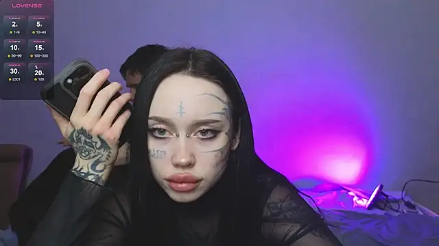 Snapshot of Somniyaa chatting on December 16, 2025, 11:58 am Somniyaa online show from December 16, 2025, 11:58 am