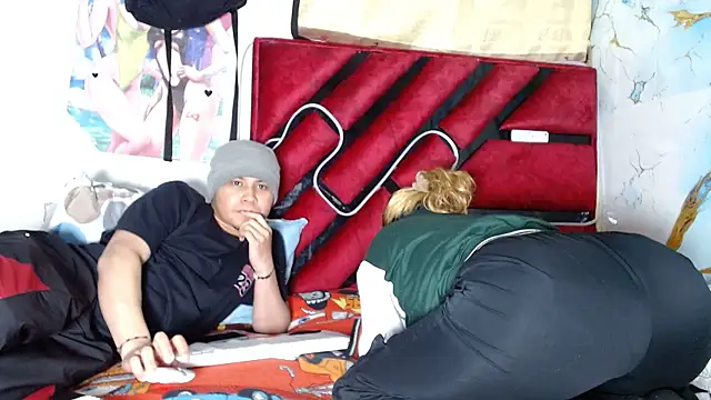 Snapshot of hot_lady19 chatting on January 12, 2026, 9:52 pm hot lady19 online show from January 12, 2026, 9:52 pm