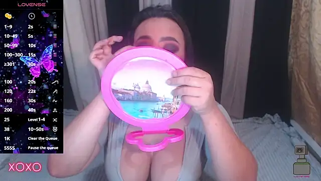 Snapshot of Hotcum_ella chatting on April 22, 2026, 12:23 pm Hotcum ella online show from April 22, 2026, 12:23 pm