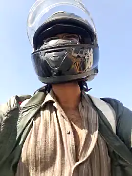 YoursThickDick online show from December 17, 2025, 6:18 am