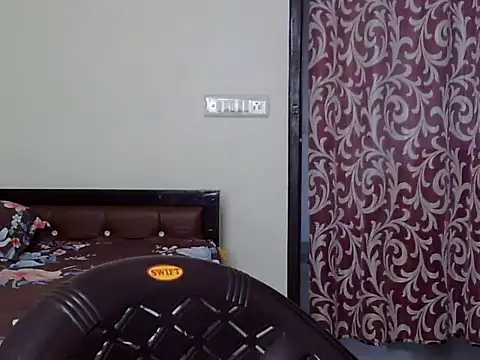 Bady  Riya online show from October 10, 2025, 4:46 am