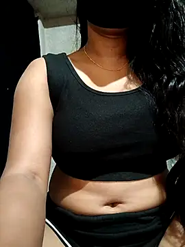 Snapshot of DiyaRoy49 chatting on November 24, 2025, 6:24 am DiyaRoy49 online show from November 24, 2025, 6:24 am