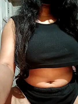 Snapshot of DiyaRoy49 chatting on November 19, 2025, 6:52 pm DiyaRoy49 online show from November 19, 2025, 6:52 pm