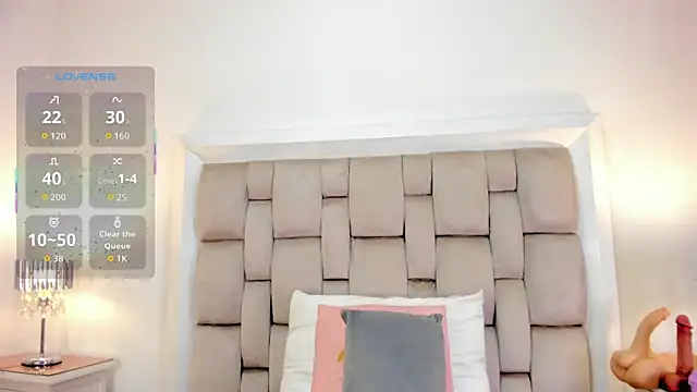 Snapshot of frehia_dimou chatting on May 16, 2026, 12:15 pm frehia dimou online show from May 16, 2026, 12:15 pm