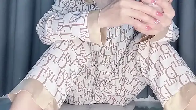 Snapshot of __Joy69__ chatting on December 15, 2025, 12:44 pm Joy69 online show from December 15, 2025, 12:44 pm