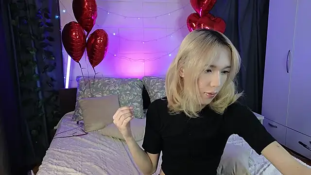 okerriella online show from February 15, 2026, 7:09 am