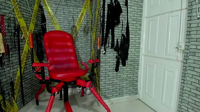 Snapshot of ariel_bdsm chatting on May 22, 2026, 10:24 am ariel bdsm online show from May 22, 2026, 10:24 am