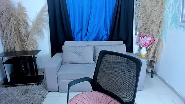 Snapshot of SofiaRivera1 chatting on July 18, 2026, 11:13 pm SofiaRivera1 online show from July 18, 2026, 11:13 pm