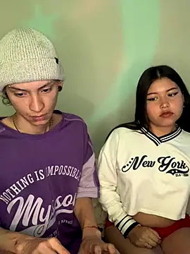 Karma And Sex online show from November 16, 2025, 11:04 am