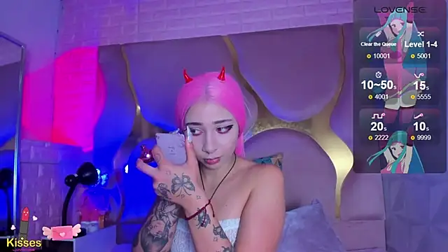 Snapshot of Niina_Sissy chatting on April 22, 2026, 4:52 am Niina Sissy online show from April 22, 2026, 4:52 am
