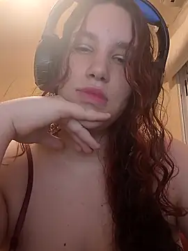 Mellhots2 online show from April 9, 2026, 7:09 pm