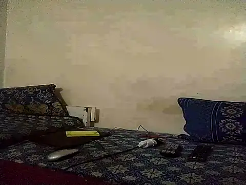 moroooooooo12 online show from September 15, 2025, 8:37 am