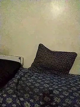 moroooooooo12 online show from October 10, 2025, 5:03 pm