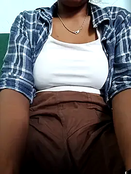 kissujaan online show from October 9, 2025, 4:13 am