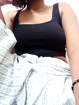 kissujaan online show from October 3, 2025, 3:57 pm