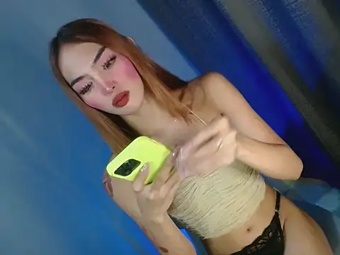 Snapshot of sweetfuckerbaby18 chatting on April 6, 2026, 4:52 pm sweetfuckerbaby18 online show from April 6, 2026, 4:52 pm