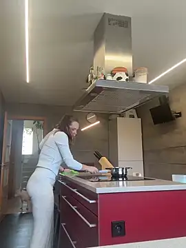 Wildmaca online show from November 21, 2025, 10:58 am