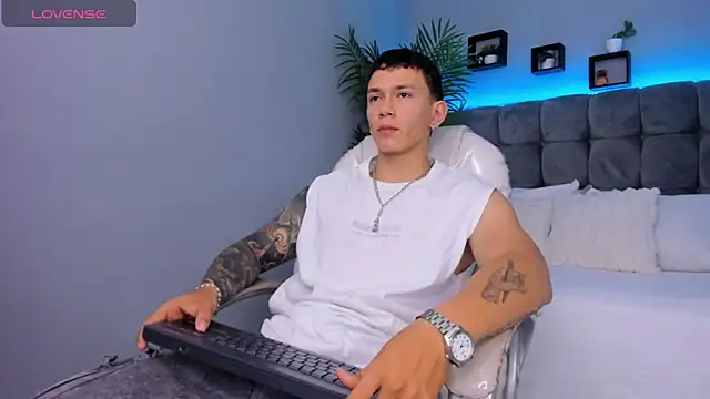 Thomas moon online show from February 14, 2026, 12:49 pm