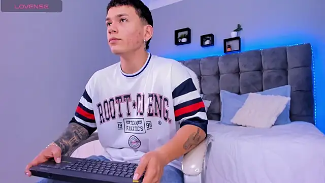 Thomas moon online show from January 9, 2026, 12:34 pm