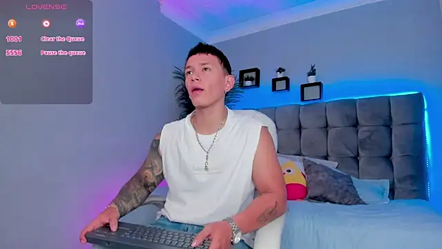 Thomas moon online show from June 20, 2026, 1:38 pm