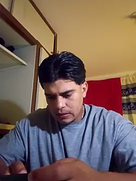 Snapshot of El_PrincipeU chatting on March 25, 2026, 4:01 am El PrincipeU online show from March 25, 2026, 4:01 am