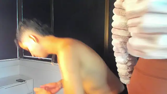 HellAndDante  online show from February 15, 2026, 10:52 pm