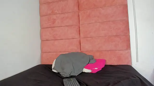 HellAndDante  online show from October 2, 2025, 12:58 am