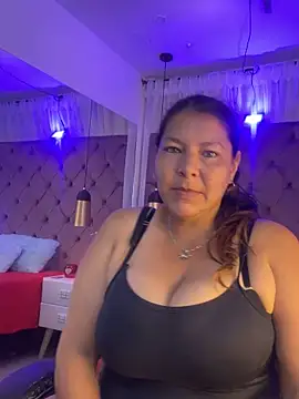 Snapshot of Sussan__ chatting on April 20, 2026, 11:46 am Sussan online show from April 20, 2026, 11:46 am